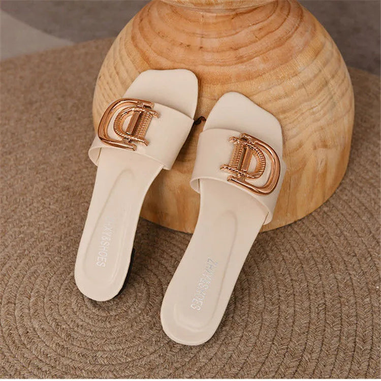 Luxury Women Slippers Buckle Design Small Incense Style Casual Women Flat Sandals External Wear Summer Sandy Beach Women Slides