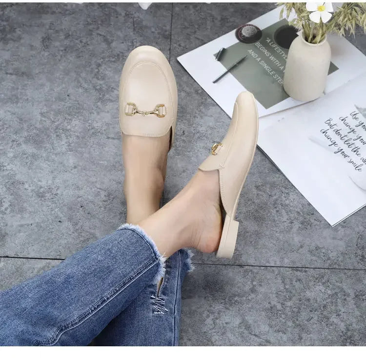 New Women Mules Shoes Outdoor Modern Slippers Soft PVC Flats Slippers Fashion Buckle Slides Shoes Casual Slingback Loafers 2024