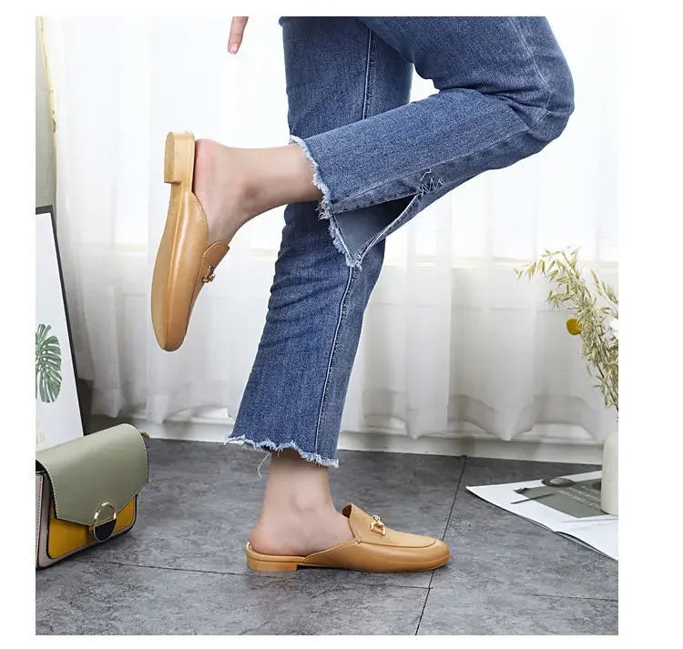 New Women Mules Shoes Outdoor Modern Slippers Soft PVC Flats Slippers Fashion Buckle Slides Shoes Casual Slingback Loafers 2024