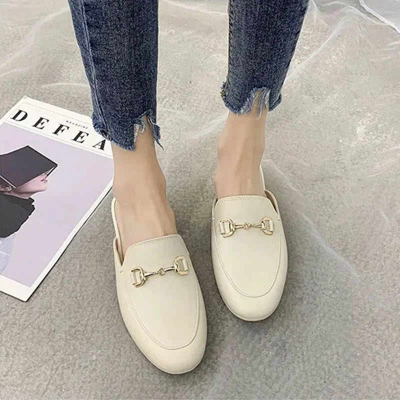 New Women Mules Shoes Outdoor Modern Slippers Soft PVC Flats Slippers Fashion Buckle Slides Shoes Casual Slingback Loafers 2024